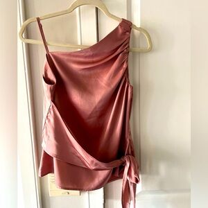 XS Elegant One-Shoulder Satin Top In Excellent Condition